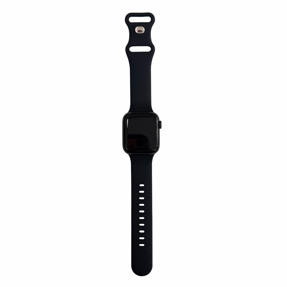Apple Watch Series 5 – 40mm Space Gray + 6 Brand New Bands & USB-C Charger - Picture 3 of 6
